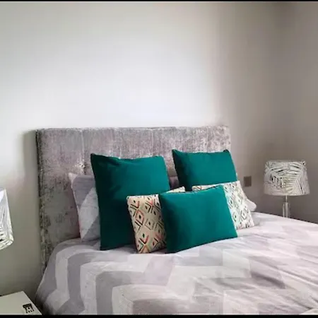 فيلة Paradise Palms