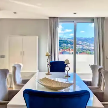 Paradise Palms Villa *