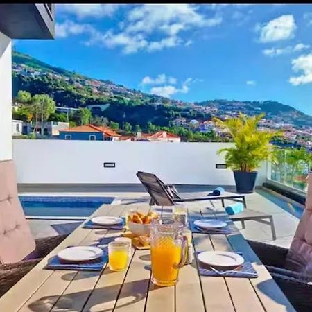 Paradise Palms Βίλα